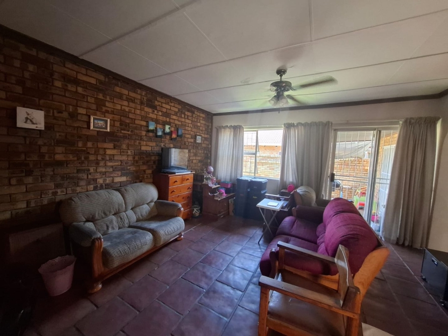 2 Bedroom Property for Sale in Hospitaalpark Free State